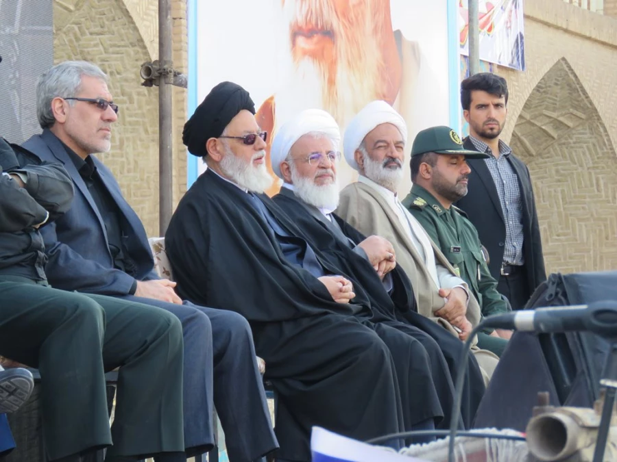 حضورپرشور و آگاه در راهپیمایی بزرگ 13 ابان  11