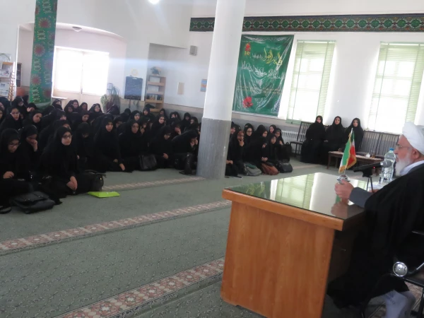 سخنرانی آیت الله ناصری امام جمعه یزد 4