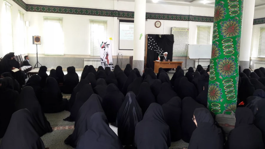 حضورنماینده ولی فقیه  و امام جمعه یزد  حضرت آیت الله ناصری در پردیس 4