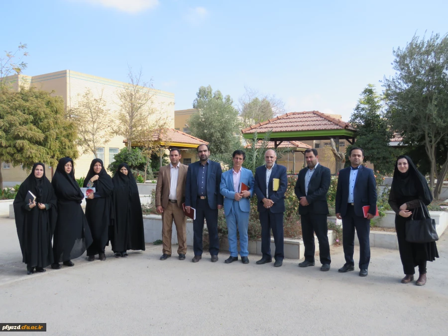 بازدید مسئولین حوزه معاونت سیاسی، امنیتی و اجتماعی استانداری یزد از پردیس فاطمه الزهرا(س) 2