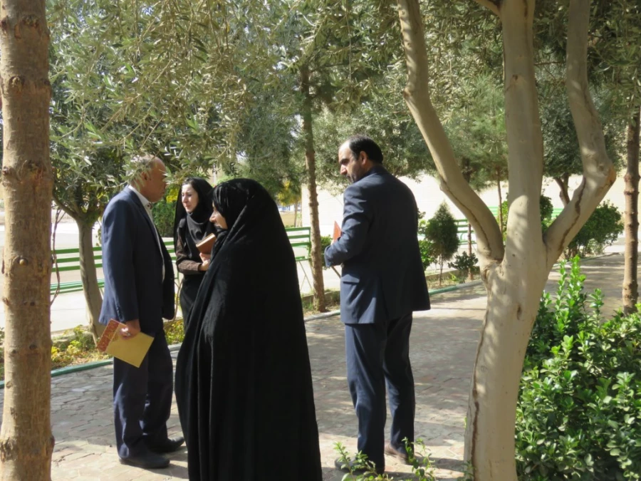 بازدید مسئولین حوزه معاونت سیاسی، امنیتی و اجتماعی استانداری یزد از پردیس فاطمه الزهرا(س) 3