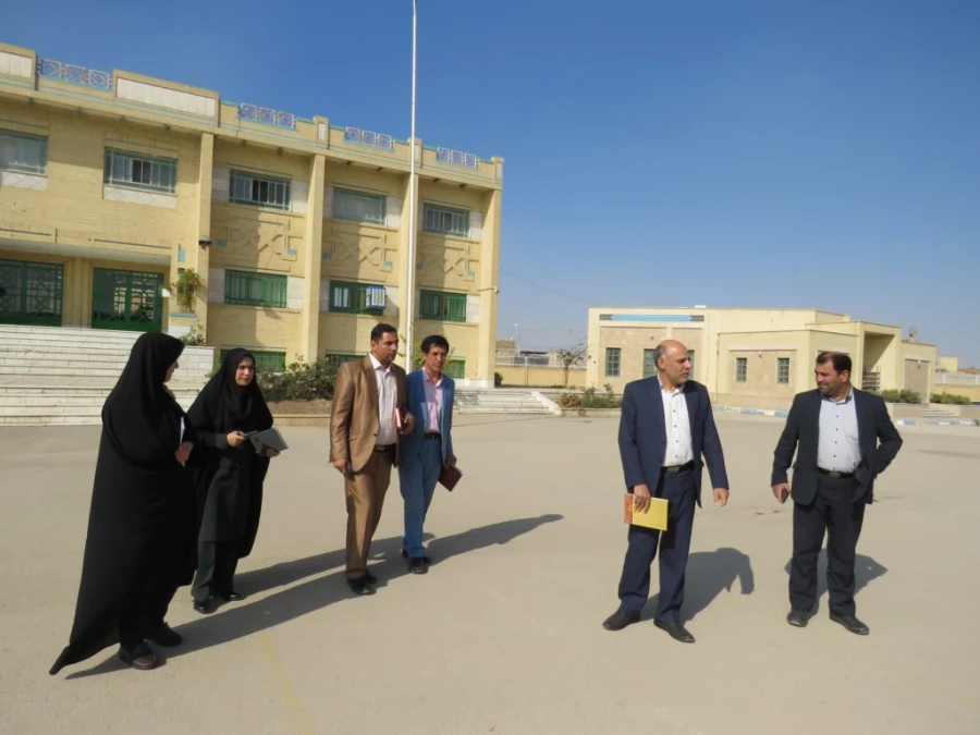 بازدید مسئولین حوزه معاونت سیاسی، امنیتی و اجتماعی استانداری یزد از پردیس فاطمه الزهرا(س) 14