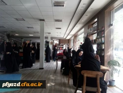 گزارش تصویری بازدید از کتابسرا و کافه کتاب ملک به مناسبت هفته کتاب و کتابخوانی 2