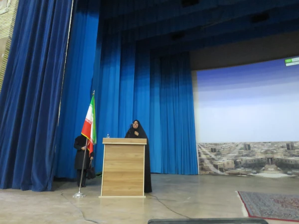 همایش مشاوره قبل از ازدواج بعد از ازدواج توسط سرکار خانم دکتر وفائیان  2