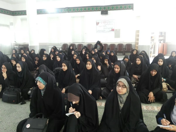 نشست پیرامون تهاجم نرم فرهنگی 4