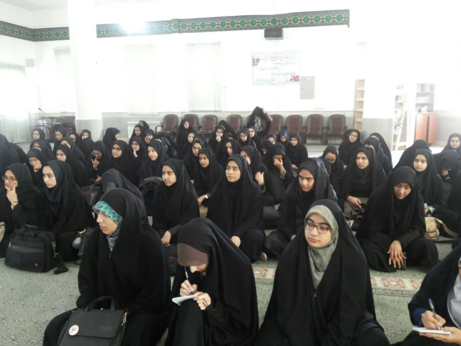 نشست پیرامون تهاجم نرم فرهنگی 4