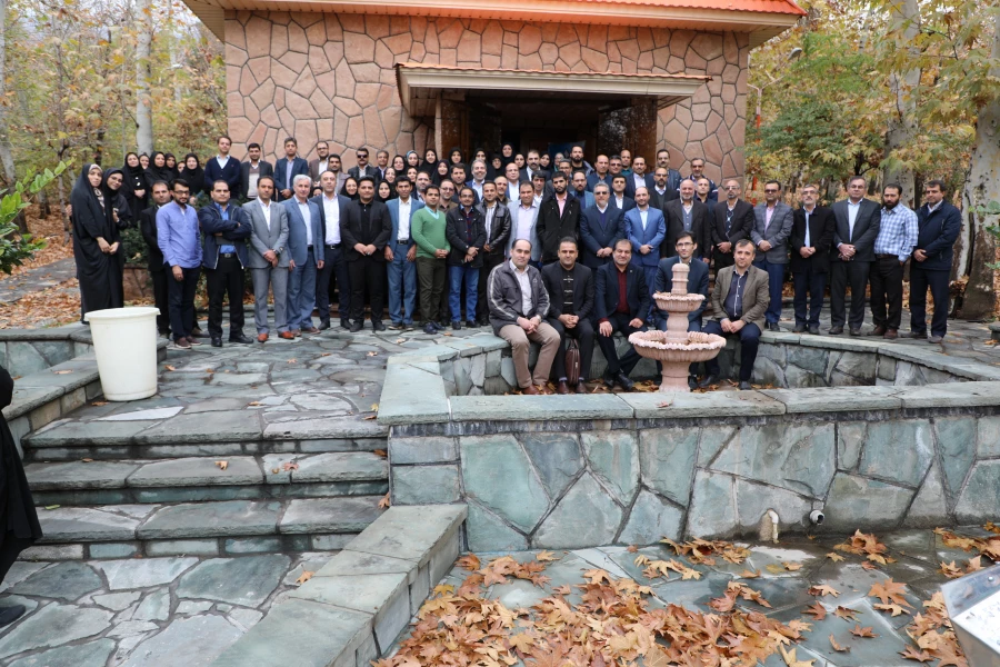 تقدیر و معرفی ایده های برتر و کارشناسان برگزیده هوشمند سازی دانشگاه فرهنگیان 2