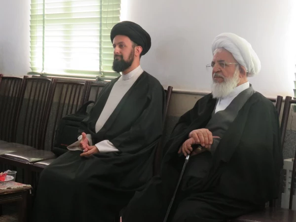 حضور امام جمعه محترم یزد در آستانه روز دانشجو  6