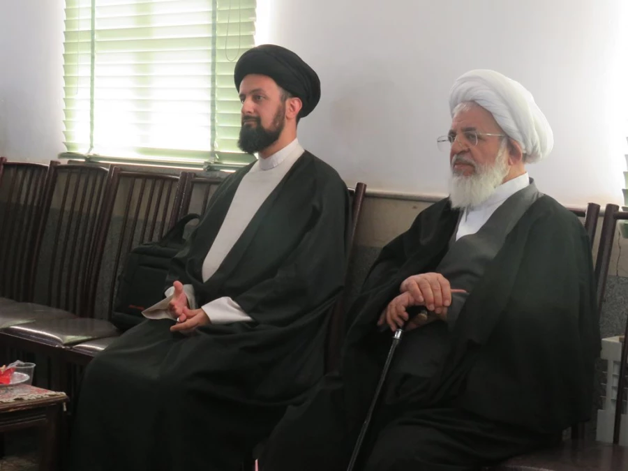 حضور امام جمعه محترم یزد در آستانه روز دانشجو  6