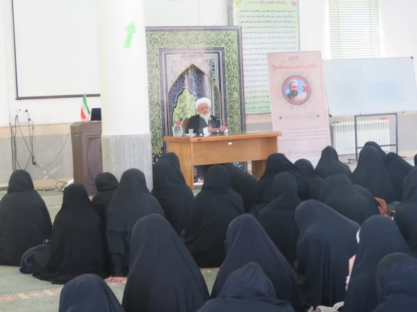 حضور امام جمعه محترم یزد در آستانه روز دانشجو  9