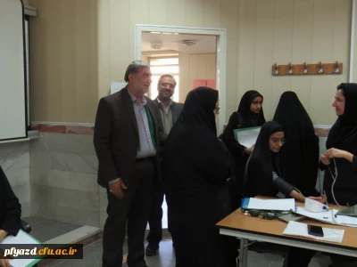 بازدید مدیر کل آموزش و پرورش استان و تعدادی از مسئولین از روند اجرایی مصاحبه تکمیل ظرفیت 97