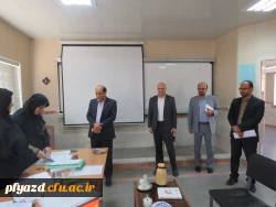 بازدید مدیر کل آموزش و پرورش استان و تعدادی از روند اجرایی این مصاحبه 19