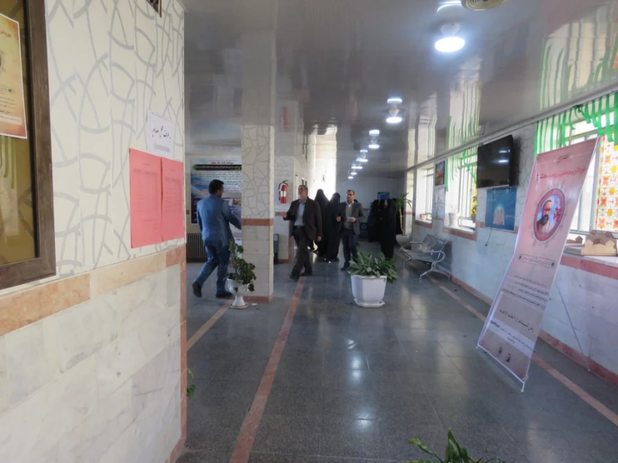 بازدید مدیر کل آموزش و پرورش استان و تعدادی از مسئولین از روند اجرایی مصاحبه تکمیل ظرفیت 97 2