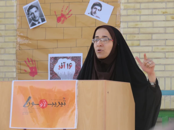 تریبون آزاد با محوریت دغدغه های دانشجو معلمان اعم از رفاهی ، آموزشی، فرهنگی، اجتماعی 6