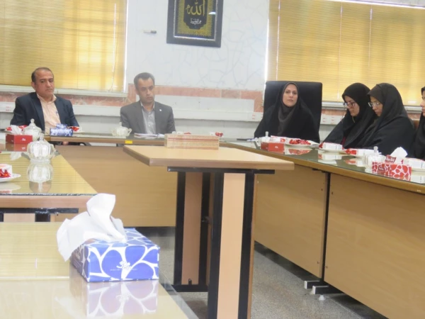 برگزاری جلسه نماینده های آموزشی با حضور مدیریت امور استان 5