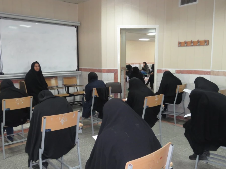 گزارش تصویری از برگزاری امتحانات دی ماه 97 پردیس  6