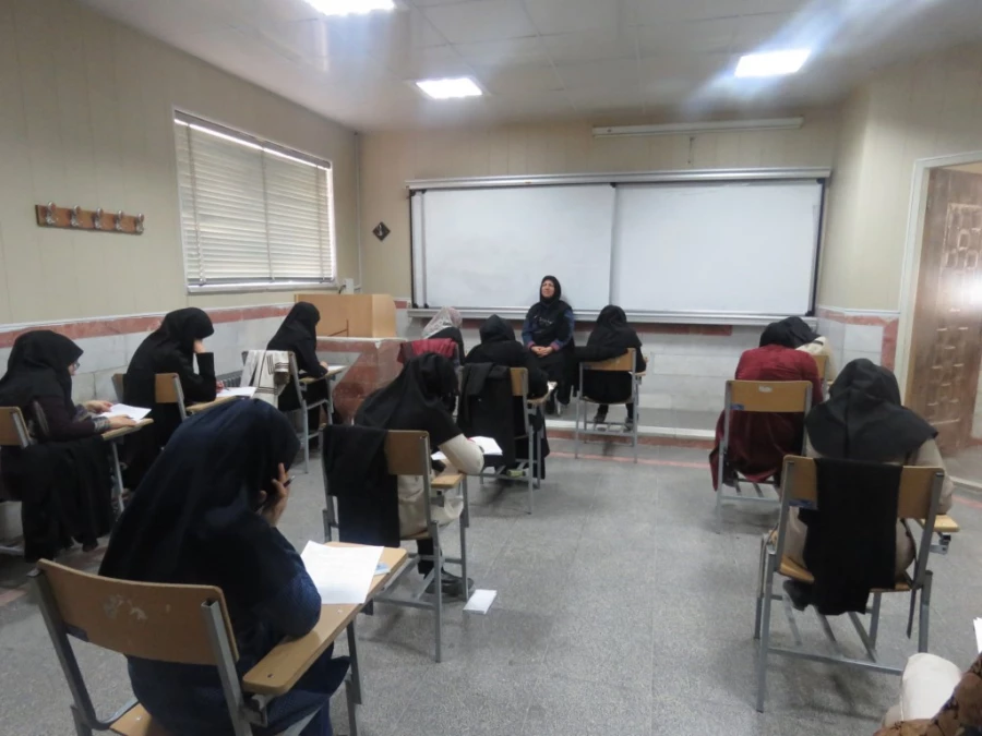 گزارش تصویری از برگزاری امتحانات دی ماه 97 پردیس  10