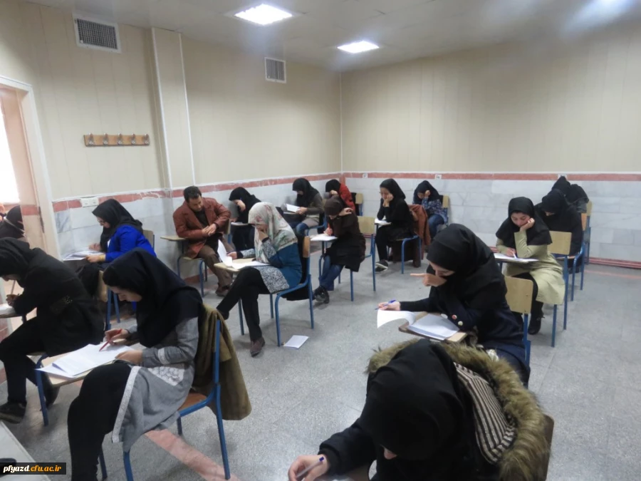 گزارش تصویری از برگزاری امتحانات دی ماه 97 پردیس  11