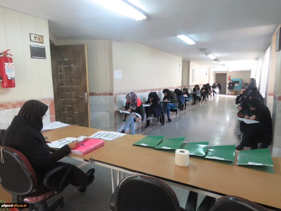 گزارش تصویری از برگزاری امتحانات دی ماه 97 پردیس  19
