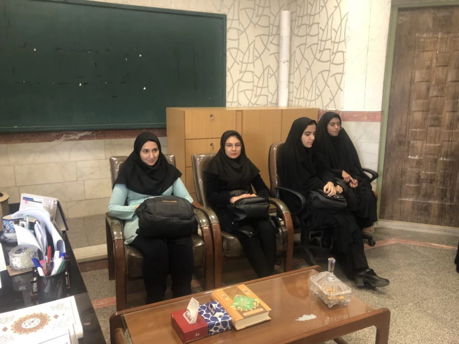 جلسه هم اندیشی نماینده های آموزشی با حضور سرپرست پردیس  4