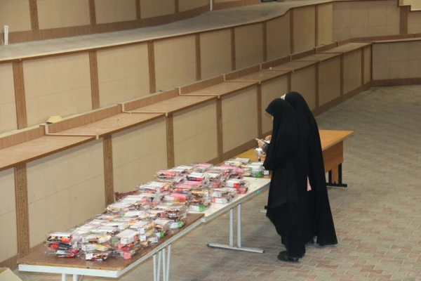 جشن بزرگ میلاد با سعادت اسوه تقوی وفضیلت حضرت صدیقه طاهره فاطمه زهرا (سلام الله علیها) برگزارشد 4