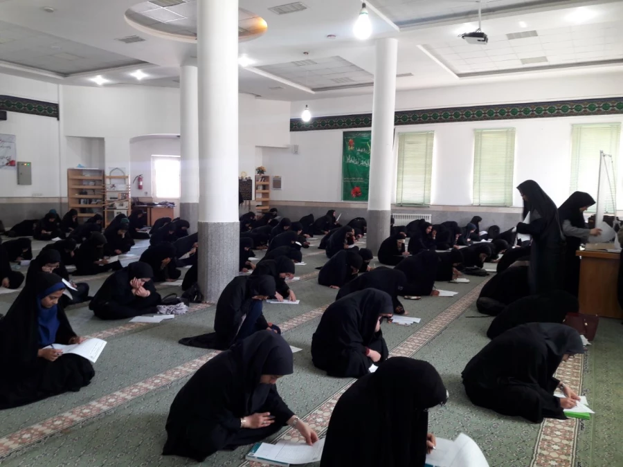 برگزاری آزمون های کتبی بخش عترت و معارف دینی بیست ونهمین جشنواره فرهنگی هنری 3