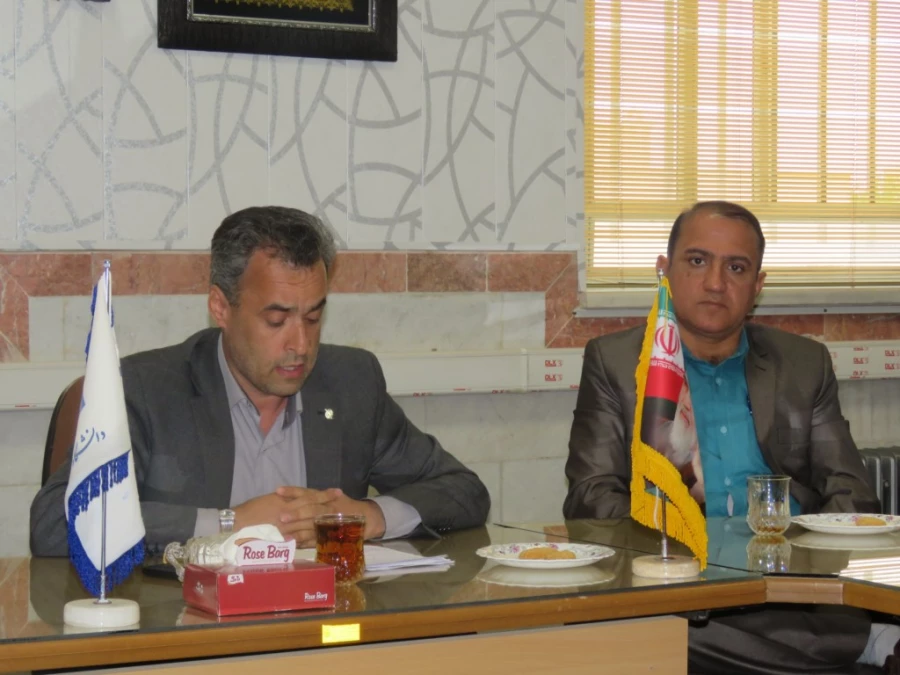 دیدار مدیر استانی دانشگاه فرهنگیان یزد با کارکنان واحدهای مختلف پردیس فاطمه الزهرا(س) 6