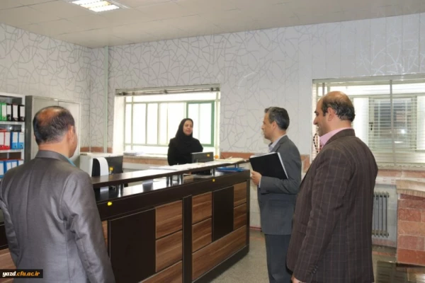 دیدار مدیر استانی دانشگاه فرهنگیان یزد با کارکنان واحدهای مختلف پردیس فاطمه الزهرا(س) 5