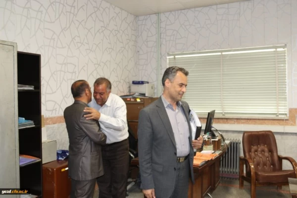 دیدار مدیر استانی دانشگاه فرهنگیان یزد با کارکنان واحدهای مختلف پردیس فاطمه الزهرا(س) 6