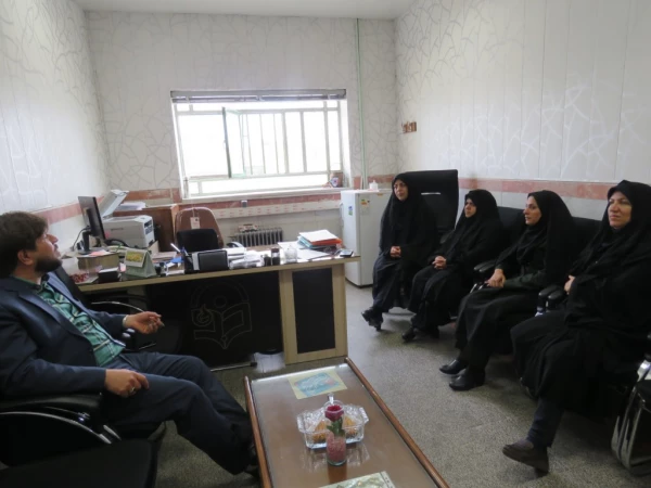 جلسه بررسی مسائل مرتبط با تغذیه دانشجویان 6