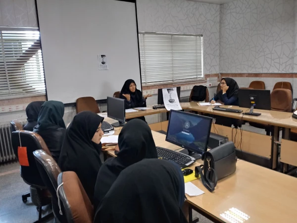 کارگاه آموزشی نقد کتاب  3