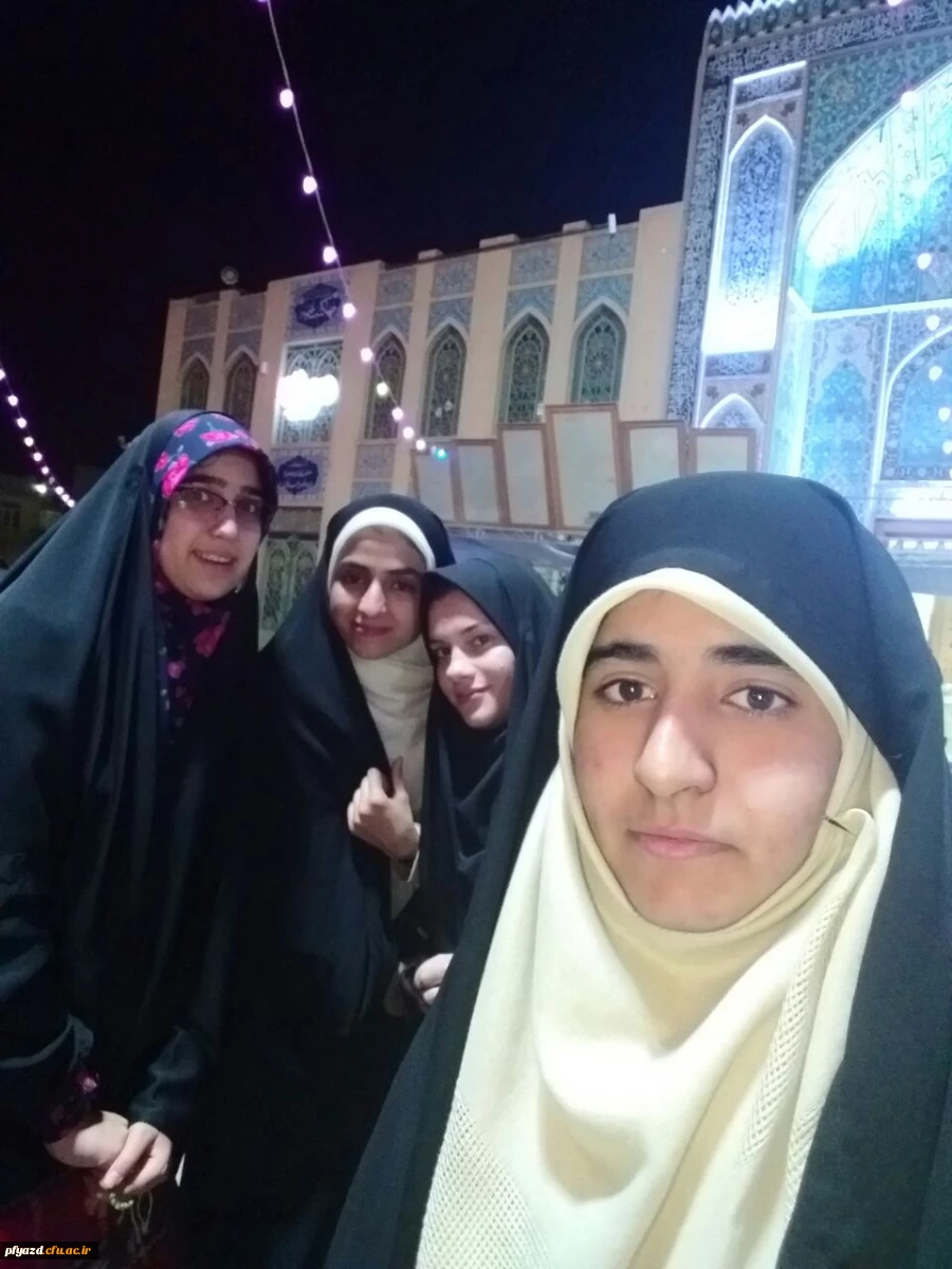 بازدید از امامزاده جعفر 3