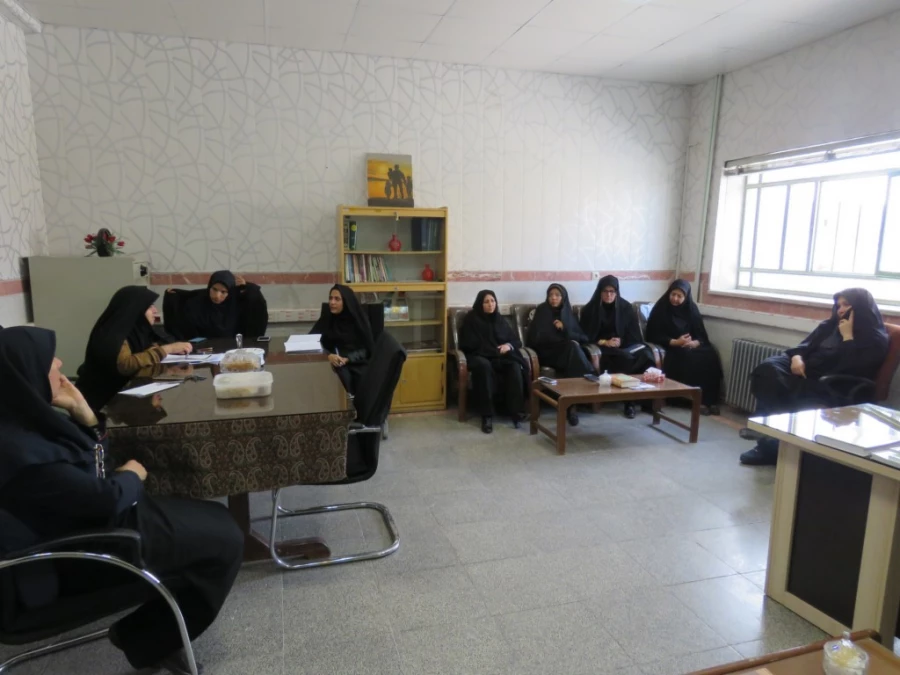 جلسه هماهنگی برگزاری بازارچه دانشجویی و پاسداشت هفته آموزش و سلامت  3