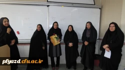 تقدیر و تجلیل از اساتید گرامی در هفته گرامیداشت معلم 9