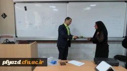 تقدیر و تجلیل از اساتید گرامی در هفته گرامیداشت معلم 17