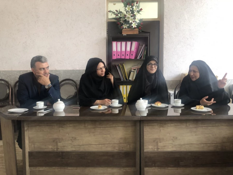 photo5920351318340382890