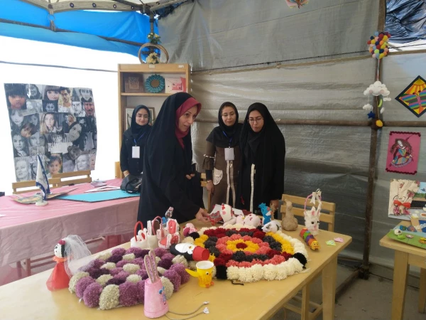 بازدید دکتر کاوه مدیر کل امور اجتماعی سازمان مرکزی از بازارچه دانشجویی  4