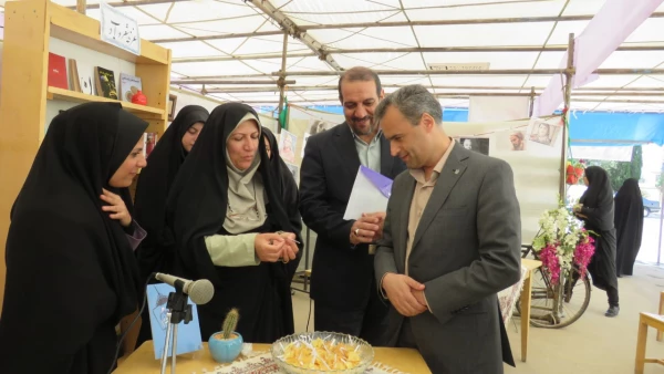 برپایی بازارچه دانشجویی 11