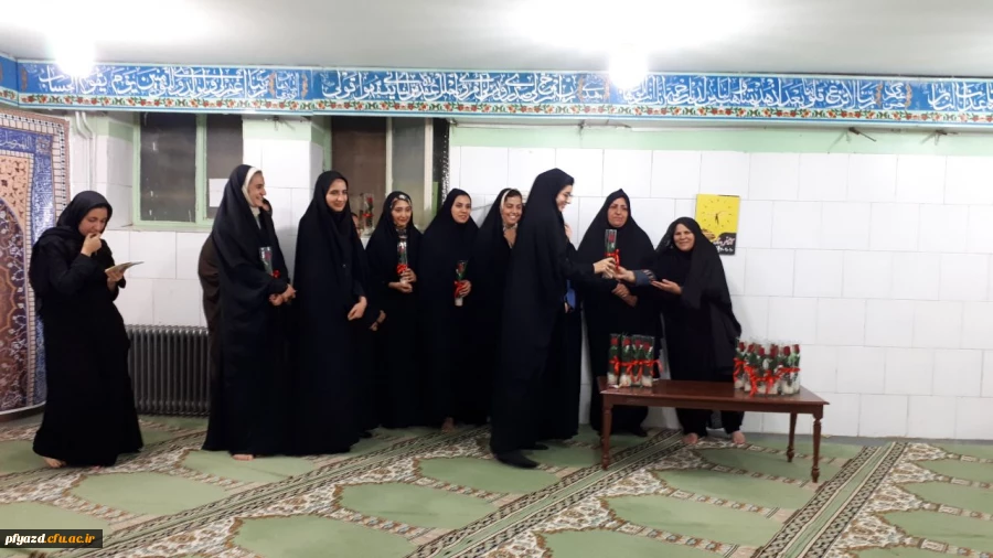 از پرسنل سلف سرویس مرکزی و فعالان خوابگاههای دانشجویی دانشگاه تقدیر شد  2