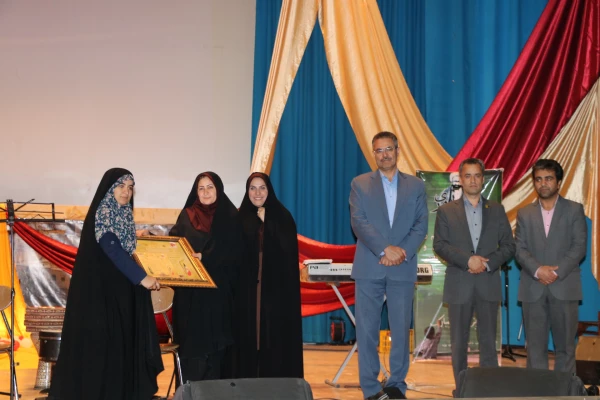 کسب مقام موفق ترین پایگاه مقاومت بسیج در سطح استان یزد  2