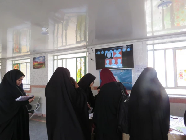 انتخابات شورای صنفی با حضور فعال و مشارکت دانشجومعلمان پردیس برگزار شد 4