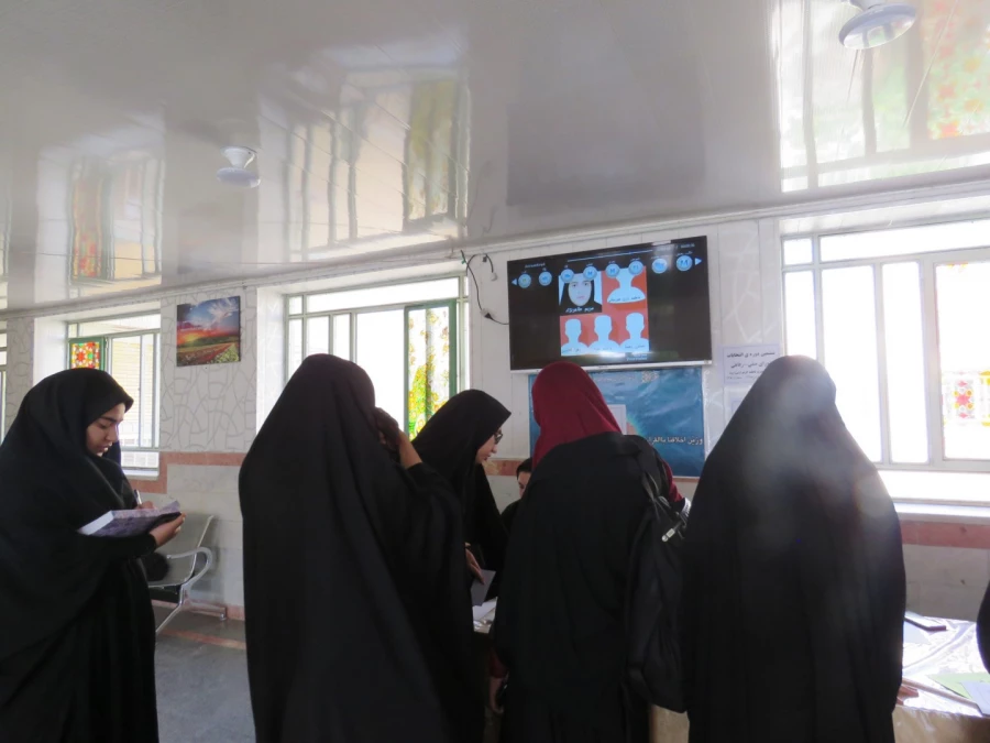 انتخابات شورای صنفی با حضور فعال و مشارکت دانشجومعلمان پردیس برگزار شد 4