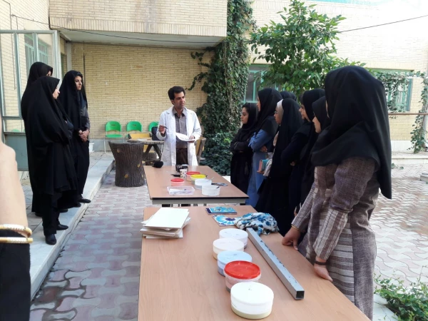 برگزاری ورکشاپ یک روزه کاشی سنتی هفت رنگ 2