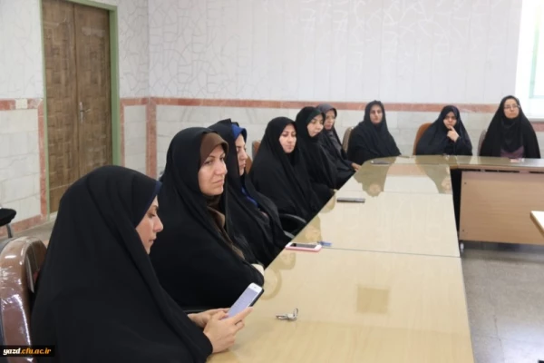 معرفی معاون آموزشی، پژوهشی و فرهنگی پردیس فاطمه الزهرا (س) دانشگاه فرهنگیان یزد 6