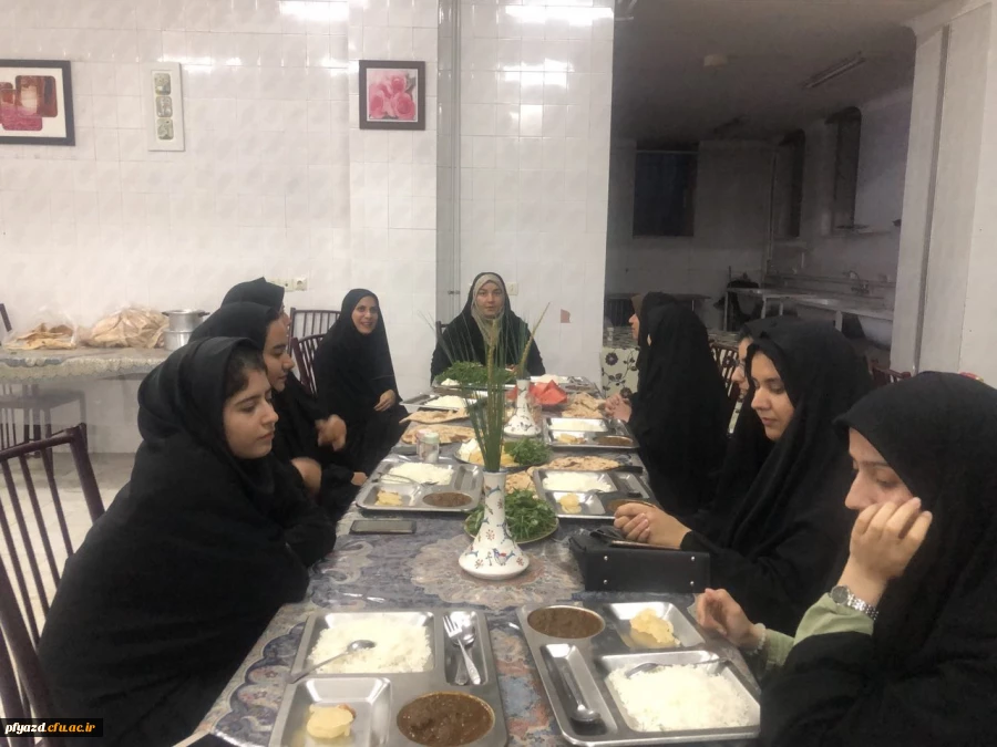 photo6010414622168952632