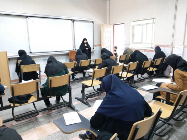 برگزاری امتحانات پایان نیمسال دوم 98-97پردیس فاطمه الزهرا(س)  8