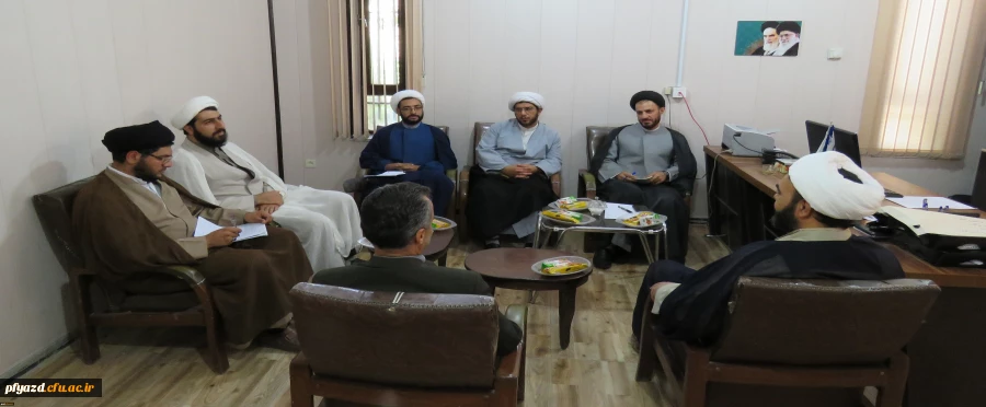 نشست صمیمی ائمه محترم جماعت پردیس های استان یزد با مدیریت استان و مسئول نهاد 2