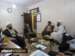 نشست صمیمی ائمه محترم جماعت پردیس های استان یزد با مدیریت استان و مسئول نهاد 3