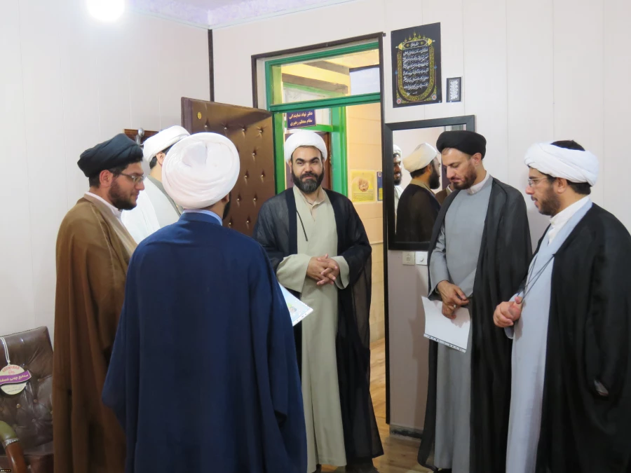 نشست صمیمی ائمه محترم جماعت پردیس های استان یزد با مدیریت استان و مسئول نهاد 5