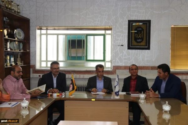 مراسم معارفه معاون امور دانشجویی و توسعه منابع پردیس حضرت فاطمه الزهرا(س) یزد 4